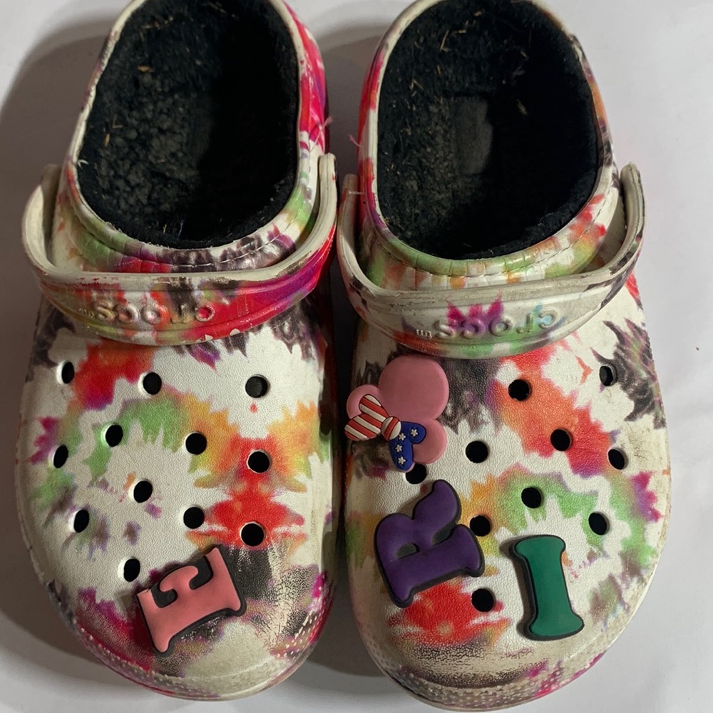 Crocs size 4